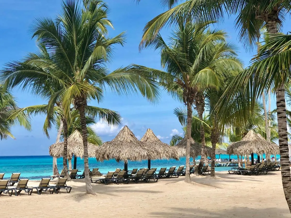 The Sun 2Br @Caddaquescaribe Bayahibe contacts