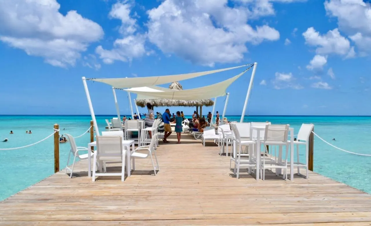 The Sun 2BR @CaddaquesCaribe Bayahibe Apartamento